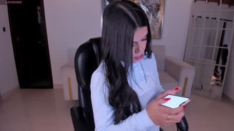 Snapshot of veronicacruz1 chatting on January 8, 3:19 am Vero online show from January 8, 3:19 am