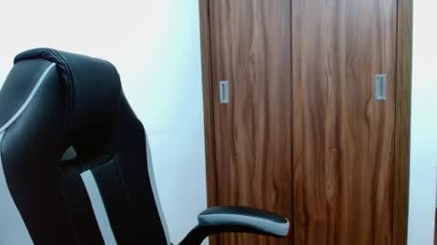 Veronica Clark online show from December 23, 11:28 pm