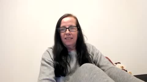 verysassypeachgoddess online show from January 15, 3:23 am