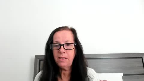 verysassypeachgoddess online show from November 23, 3:03 pm