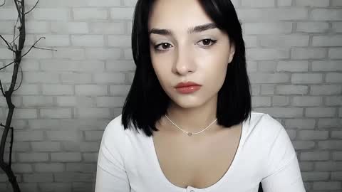 Snapshot of veryveryshygirl chatting on December 26, 8:18 am Ana online show from December 26, 8:18 am