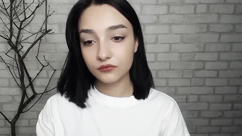 Snapshot of veryveryshygirl chatting on February 8, 12:28 pm Ana online show from February 8, 12:28 pm