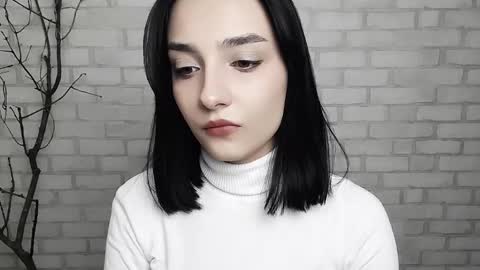 Snapshot of veryveryshygirl chatting on February 18, 8:49 am Ana online show from February 18, 8:49 am