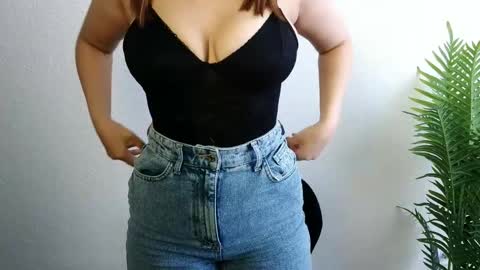 Ana online show from April 4, 9:52 am