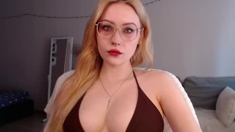 Iva  online show from June 4, 11:58 am
