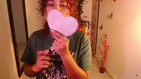 Snapshot of vicky_crazy chatting on March 1, 7:15 pm Vicky  online show from March 1, 7:15 pm
