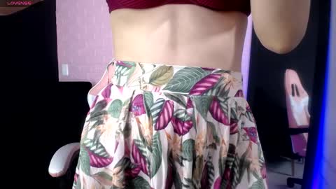 victoria_1126 online show from April 14, 10:10 pm