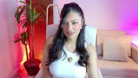 victoria online show from December 20, 3:05 pm