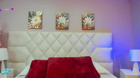 victoria__lee_ online show from May 19, 4:30 am