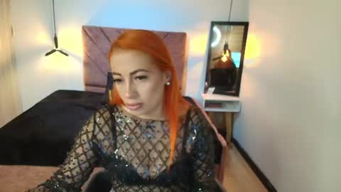VICTORIA TAYLOR online show from July 30, 7:48 pm