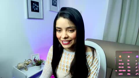 Snapshot of victoria_stern chatting on October 20, 12:41 pm Victoria online show from October 20, 12:41 pm