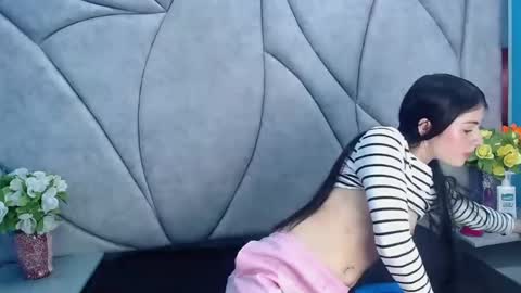 victoria_storm_ online show from February 6, 7:29 pm