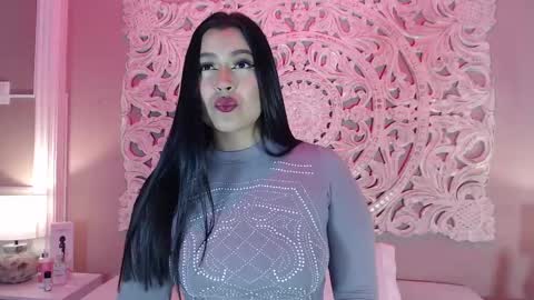 Snapshot of victoriapowell chatting on September 16, 12:02 pm Victoria online show from September 16, 12:02 pm