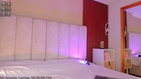 Maria Victoria online show from October 18, 11:57 am