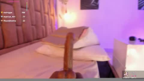 Victoria  online show from September 30, 6:35 pm