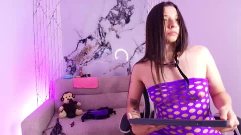 victoriasanz_ online show from September 13, 2:30 am