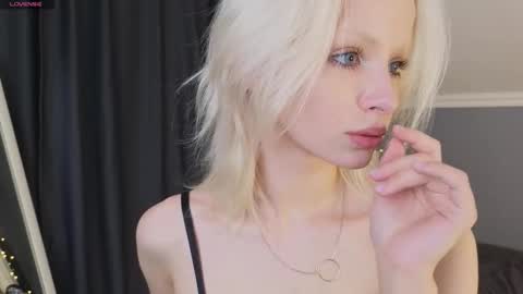 Eva online show from March 29, 12:37 pm