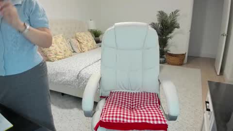 Ukrainian-woman online show from March 17, 11:58 am