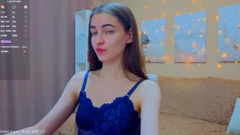 vikiberry online show from March 27, 6:04 am