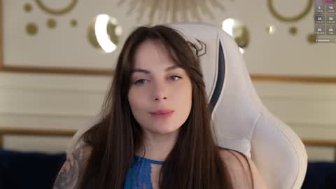 Snapshot of viktoria_storm chatting on February 2, 6:37 am Alisa online show from February 2, 6:37 am