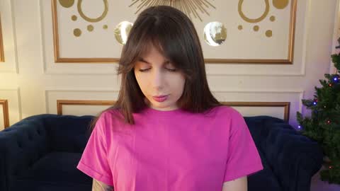 Snapshot of viktoria_storm chatting on January 4, 11:22 am Alisa online show from January 4, 11:22 am