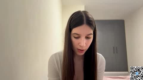 Vivien online show from March 1, 12:05 pm