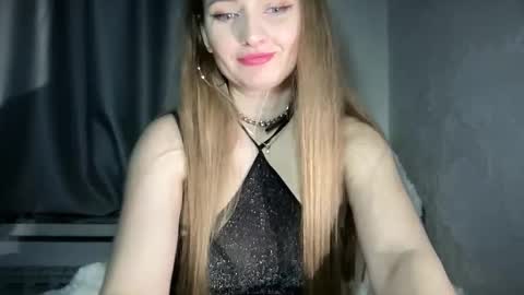 Funny  girl online show from December 20, 9:19 pm