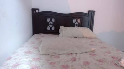 Violet online show from February 11, 2:29 pm