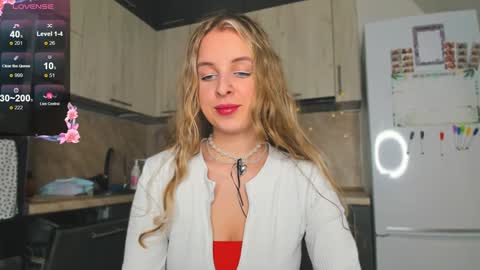 Violet online show from December 28, 1:17 pm