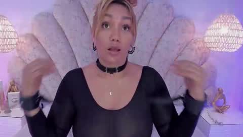 violeta_medina online show from December 18, 1:54 am