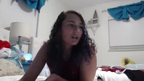 Violet Hooper online show from December 23, 5:33 am