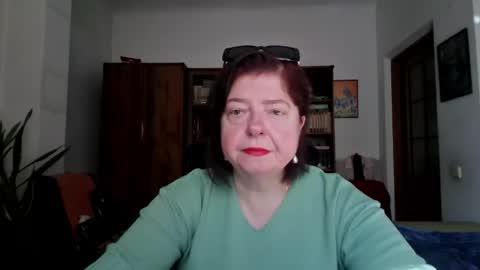 violetpulse online show from April 6, 8:37 am