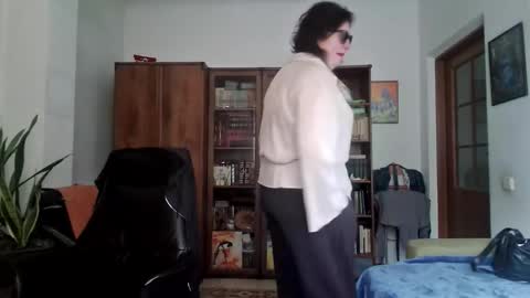 violetpulse online show from March 16, 8:40 am