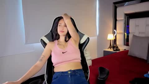 violetskinny online show from February 5, 9:29 pm