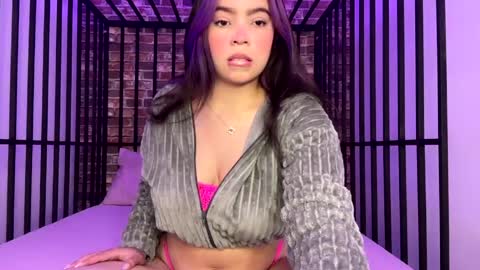 violett_moonx online show from May 30, 12:36 pm