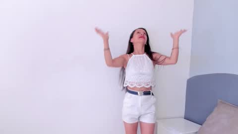 Violetta  online show from February 11, 8:21 pm