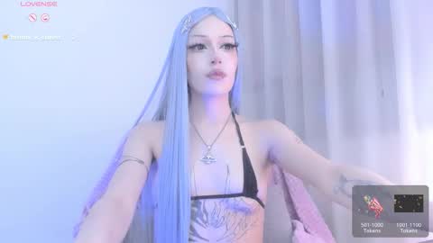 Violett online show from February 26, 6:23 am