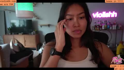 follow me on twitter violishh and ig violishh  online show from October 28, 6:13 pm