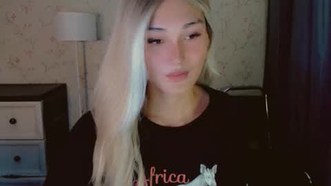 Pearl online show from March 19, 3:11 am