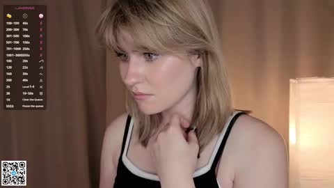 Snapshot of vivandellapenna chatting on October 21, 6:23 pm Melissa online show from October 21, 6:23 pm