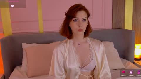 vivi_west online show from April 15, 5:13 pm