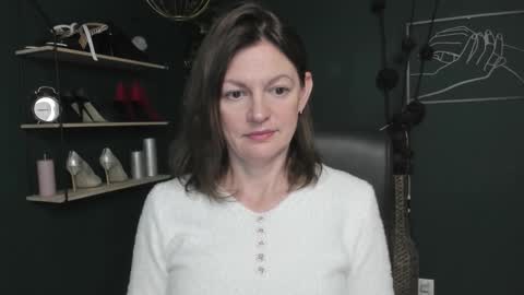 Vivian online show from October 17, 7:11 am