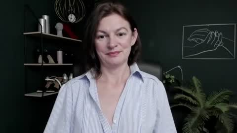Vivian online show from July 22, 6:36 am