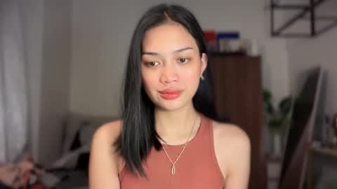 Vivian online show from February 23, 1:39 am