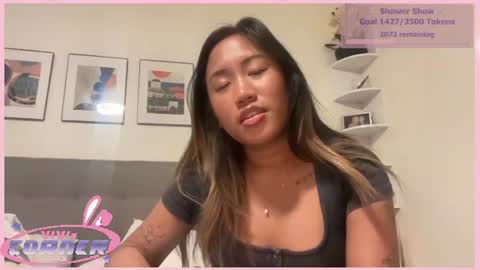 viviandela97 online show from July 4, 3:57 am