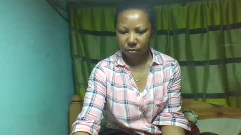 viviane0812 online show from October 1, 1:38 pm