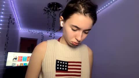 Vivi online show from December 20, 11:03 am