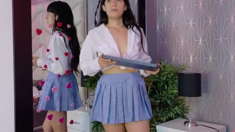 Vixen  online show from April 8, 11:45 am