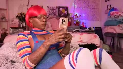 Vixen Capri online show from February 20, 9:04 pm