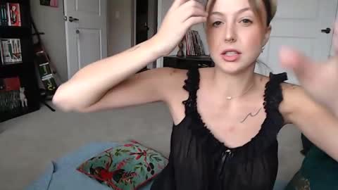 Liz online show from January 6, 5:16 pm